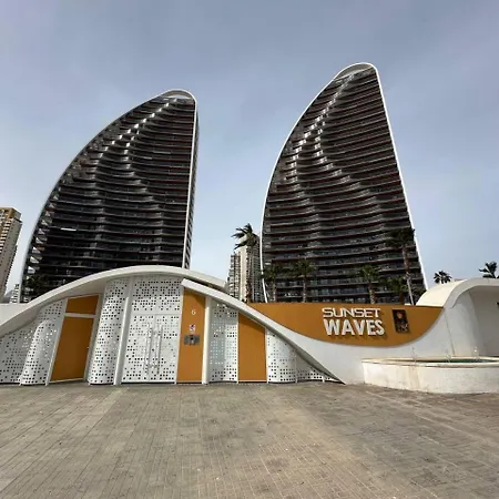 شقة Sunset Waves V By Terreta بينايدورم
